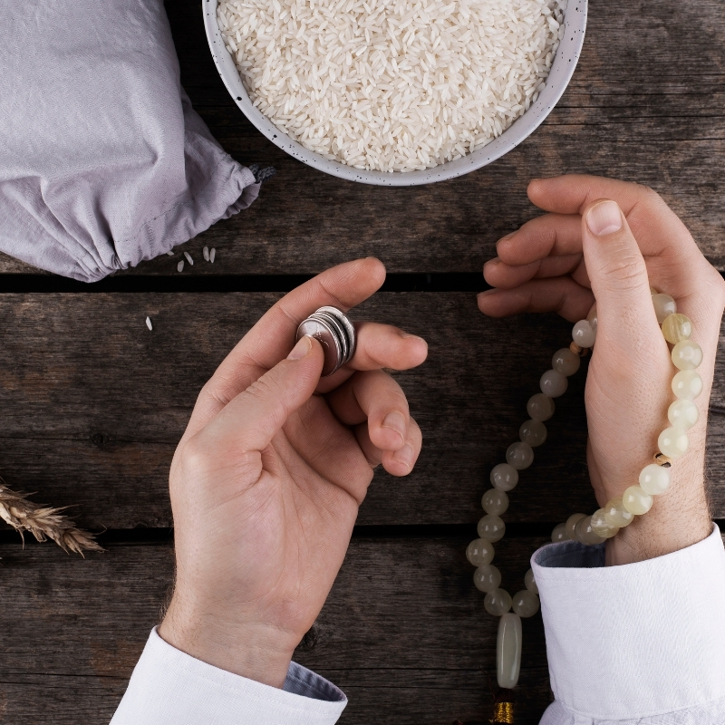 Zekat nedir? Kimlere farzdır ve 2026 nisap miktarı kaç gram altın?